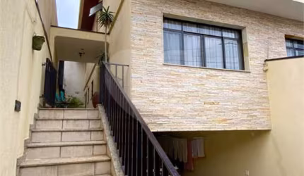 Sobrado com 3 quartos à venda em Vila Pereira Barreto - SP