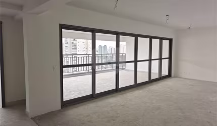 Apartamento com 3 quartos à venda em Parque São Jorge - SP