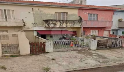 Casa com 8 quartos à venda em Vila Bertioga - SP