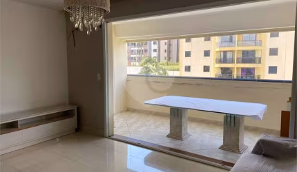 Apartamento com 4 quartos à venda em Vila Sônia - SP