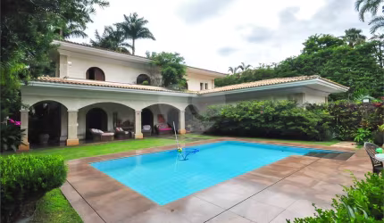 Casa com 4 quartos à venda em Jardim América - SP