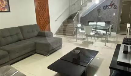Sobrado com 5 quartos à venda em Vila Nova Carolina - SP