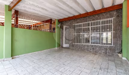 Casa com 3 quartos à venda em Vila Cordeiro - SP