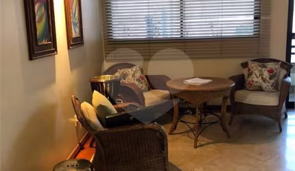 Apartamento com 4 quartos à venda em Jardim Avelino - SP