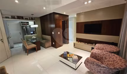 Apartamento com 3 quartos à venda em Jardim Leonor Mendes De Barros - SP