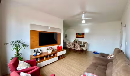 Apartamento com 3 quartos à venda em Embaré - SP