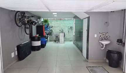 Casa de vila com 2 quartos à venda em Estuário - SP