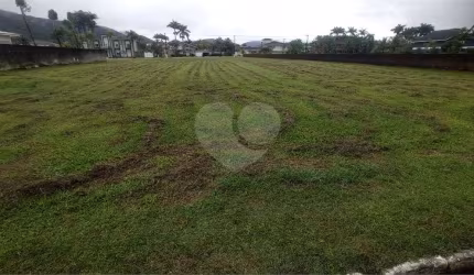 Terreno à venda em Jardim Acapulco - SP