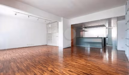 Apartamento com 2 quartos à venda ou para locação em Cerqueira César - SP