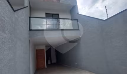 Sobrado com 3 quartos à venda em Vila Carrão - SP