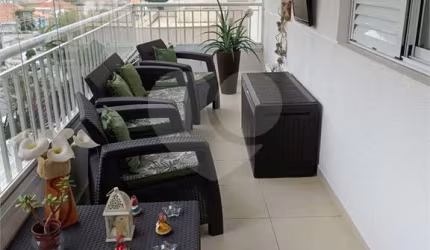 Apartamento com 3 quartos à venda em Vila Bertioga - SP