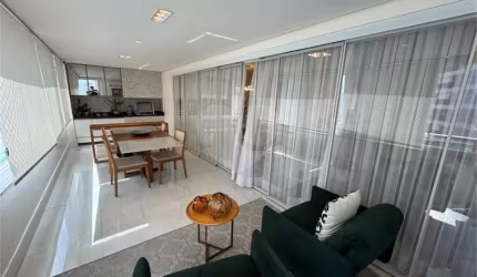 Apartamento com 4 quartos à venda em Vila Gertrudes - SP