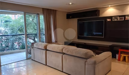 Apartamento com 3 quartos à venda ou para locação em Perdizes - SP