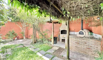 Sobrado com 4 quartos à venda em Jardim Jussara - SP