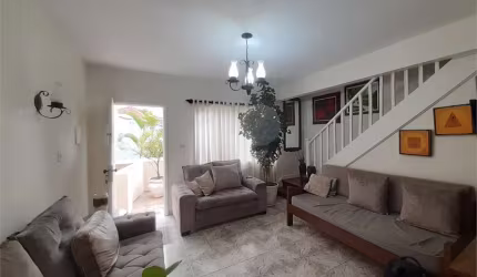 Casa de vila com 3 quartos à venda em Água Fria - SP