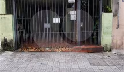 Sobrado com 8 quartos à venda em Liberdade - SP