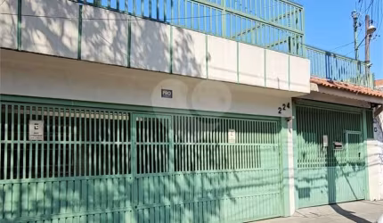 Casa térrea com 4 quartos à venda em Jardim Guanca - SP