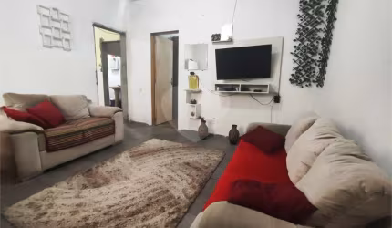 Casa com 1 quartos à venda em Vila Canero - SP