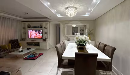 Apartamento com 3 quartos à venda em Saúde - SP