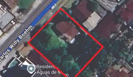 Terreno Comercial no Bairro Santo Antônio divisa com Costa e Silva com casa de apoio.
