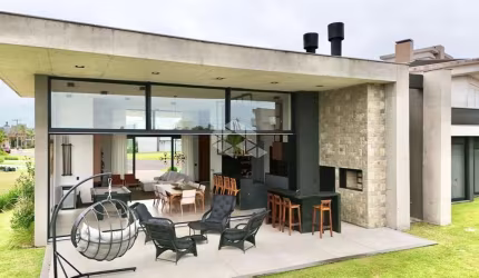 Casa condomínio Riviera em Xangri-Lá, 04 suítes 02 vagas