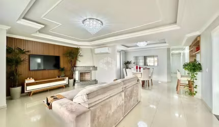 MARAVILHOSA CASA EM ATLÂNTIDA SUL - APENAS 50 METROS DA BEIRA MAR