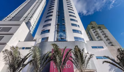 APARTAMENTO 4 SUITES , 3 VAGAS DE GARAGENS , VISTA PANORAMICA