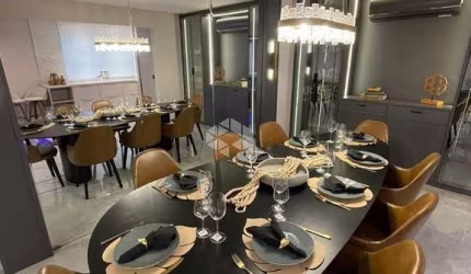 Cobertura mobiliada e decorada com 4 suítes no Centro de Balneário Camboriú