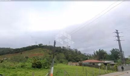 Terreno com 4840m² no Rio Pequeno em Camboriú