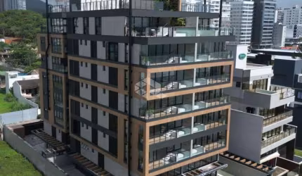 Apartamento Frente Mar com Piscina na Praia Brava em Itajaí