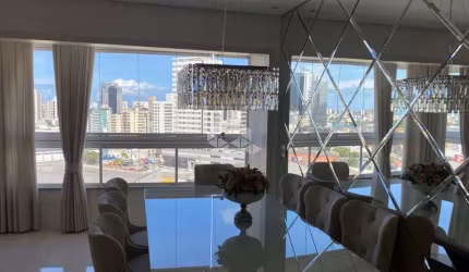 Apartamento semi mobiliado com 3 quartos (1 suíte) 2 vagas , Centro, Itajaí.