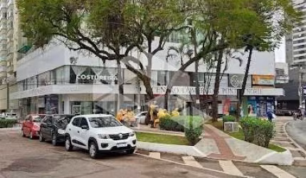 Apartamento 2 quartos, 1 banheiro e 1 vaga de garagem. Localizado no bairro Pioneiros em Balneário Camboriú