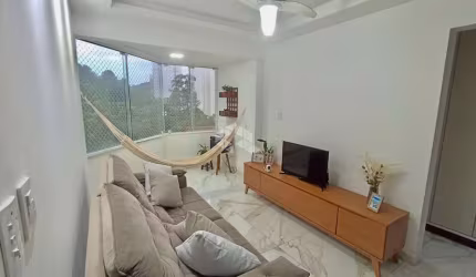 Apartamento 1 quarto 1 vaga semi-mobiliado no Pioneiros em Balneário Camboriú