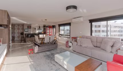 Cobertura com 3 suítes e 4 vagas de garagem, 384 m2