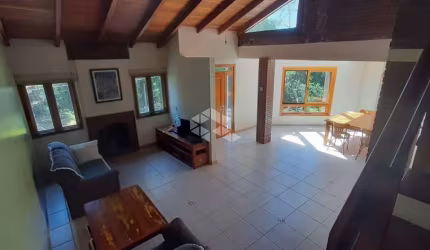 Casa em Condomínio, 291 m² privativos, 4 Dormitórios, 2 Vagas próximo ao Campus do Vale UFRGS