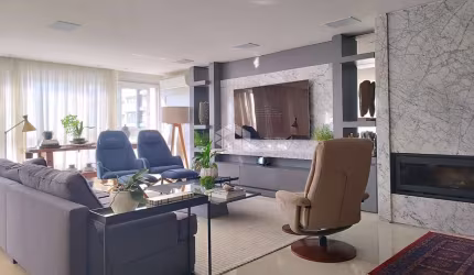 Apartamento alto padrão,  3 Suítes com closet e 3 vagas de garagem
