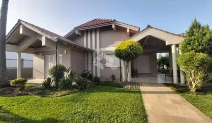 Casa semi mobiliada no Santo Antão, com 03 quartos/dormitórios e 03 banheiros sendo 02 suítes