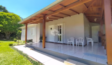 Casa estilo chácara próximo a Bento Gonçalves.