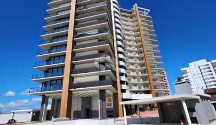 Laser e Conforto para família em fase final de construção.