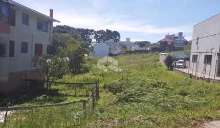 Terreno para residência ou estabelecimento comercial no Santo Antão