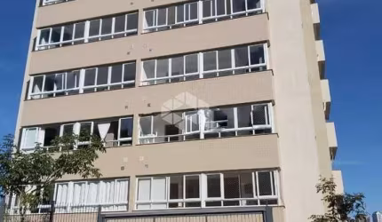 Apartamento no Universitário com 03 dormitórios/quartos, sendo 01 suíte