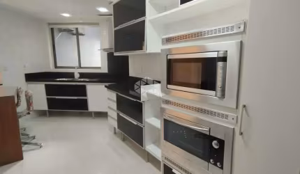 Amplo apartamento 03 dormitórios sendo 01 suíte e 01 vaga de garagem