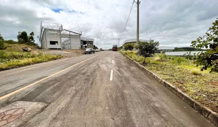 Terreno em área industrial indicado para pavilhão