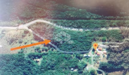 Área de terra nos Caminhos de Pedras