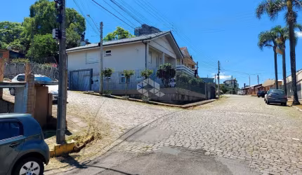 Casa de 3 quartos no Bairro Maria goretti