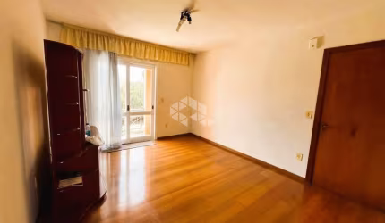 Cobertura Duplex 3 dormitórios (1 suíte) a 2 minutos da Prefeitura.