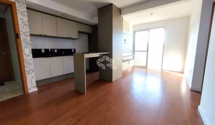 Apartamento de 2 dormitórios localizado a 8 minutos do centro!
