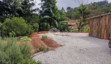 Casa com 04 quartos/dormitórios no bairro Guiomar de Dentro, em Antônio Carlos- SC