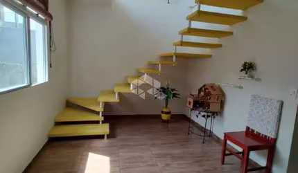 Casa com 03 quartos/dormitórios no bairro Centro, em Biguaçu- SC