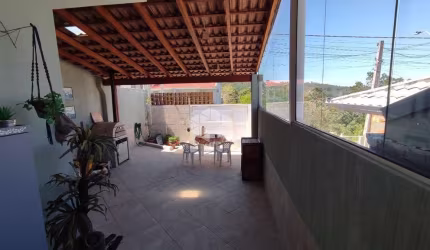 Casa com 2 quartos/dormitórios no bairro Bela Vista, em Palhoça- SC